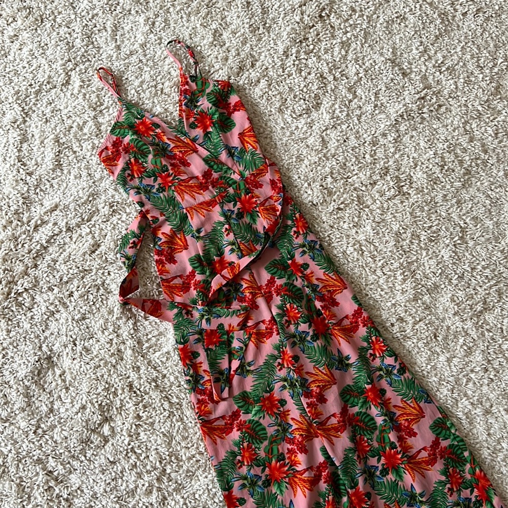 Pretty Little Thing jumpsuit